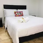 Hermoso Apartaestudio En El Corazon De Laureles